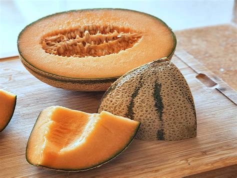 Cantaloupe Picking Made Easy: A Sweet Selection Guide - Butter N Thyme