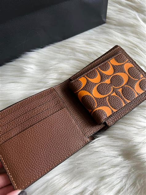 Coach Men’s 3-in-1 Wallet in Signature Leather - Club de Mode