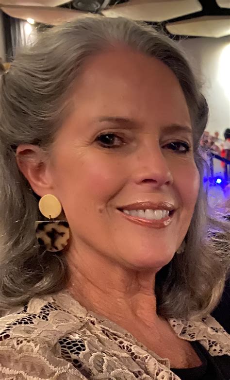 Obituaries : Fox & Weeks