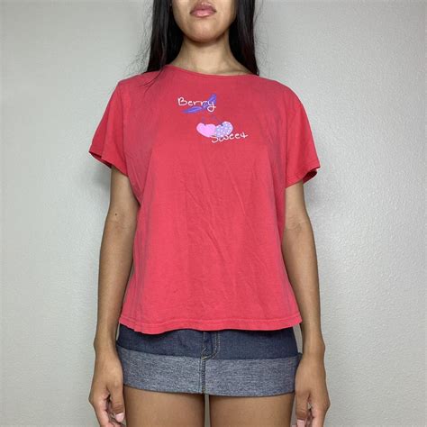 Women's Red T-shirt | Depop