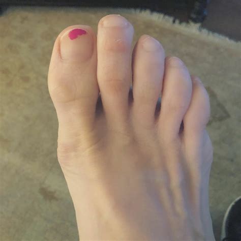 Sarah Silverman's feet