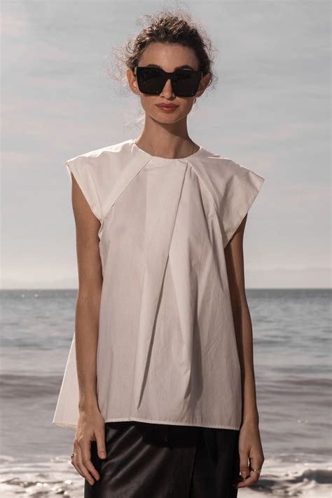 Shane Top - White | Heidi Merrick | Feminine style, Lifestyle brands ...