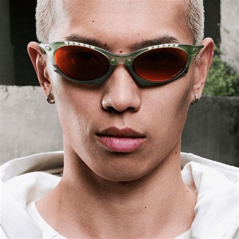 Gafas de sol Plantaris en Prizm Tungsten Matte Transparent Fern | Oakley® ES