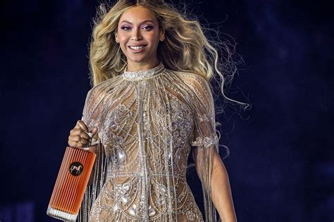 Beyoncé: I tried her new whiskey and Bob Dylan’s side by side. The results were telling.
