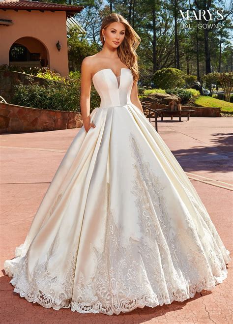 Wedding Dress Cutout