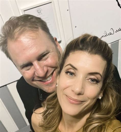 Kate Walsh accidentally reveals she's engaged to Andrew Nixon