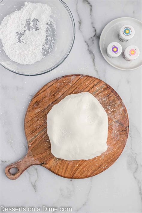 Marshmallow Fondant Recipe - Desserts on a Dime