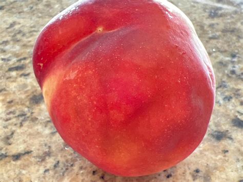 Nectarine Nutrition Facts - Eat This Much