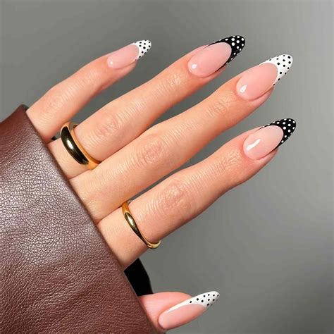 30 Polka Dot Nail Ideas We've Spotted On Our Feeds