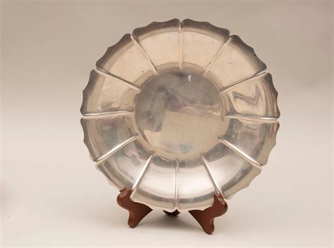 Lot - Richard Dimes Co, S Boston, Sterling Silver Dish Diameter 10 1/4 ...