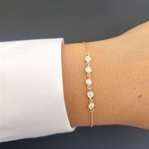 Bezel Diamond Link Bracelet 14K Gold