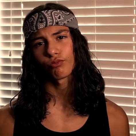 Pin by sumeya on ROBIN ARELLANO in 2022 | Just beautiful men, Cute ...