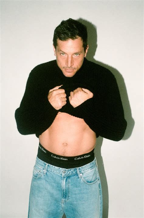 Simon Rex Biography
