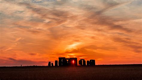 Sunset at Salisbury Plain with Stonehenge, Wiltshire, England, UK ...