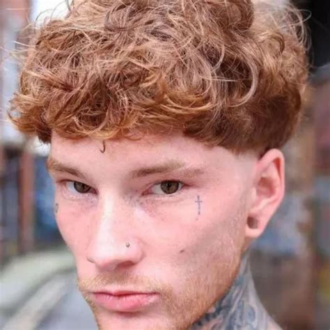 Curly Hair Bowl Cut: Trendy Styles & Tips