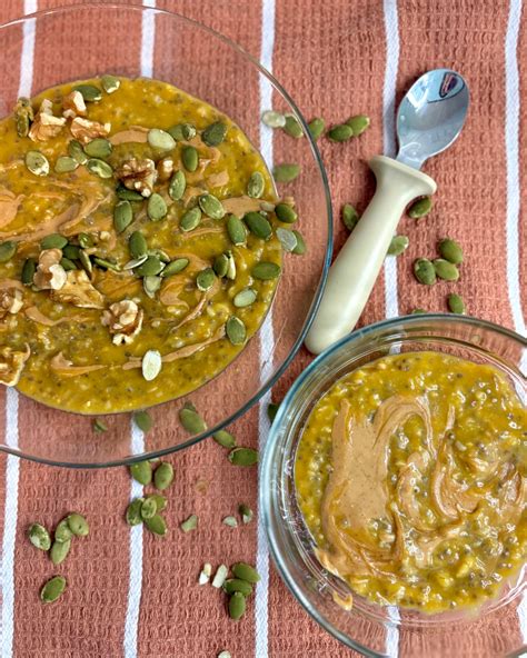 Creamy Cinnamon Pumpkin Oats - Eating With Zion