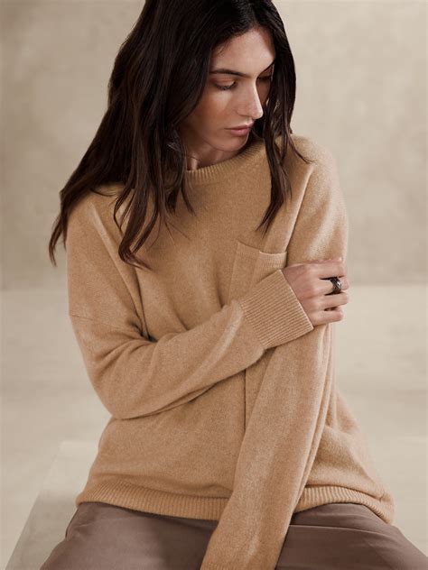 Caro Oversized Lightweight Cashmere Sweater | Banana Republic