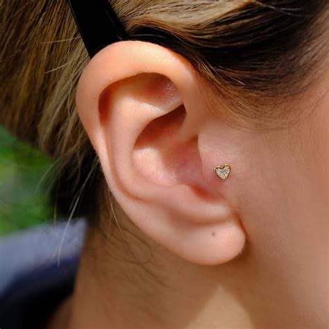 Diamond Tragus Piercing