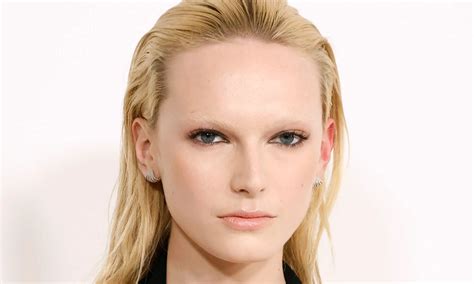 Who is transgender model Alex Consani? | PinkNews