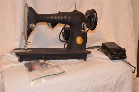 Antique 1950 Singer Sewing Machine Model 66-18 Parts Repairs | #1822596214