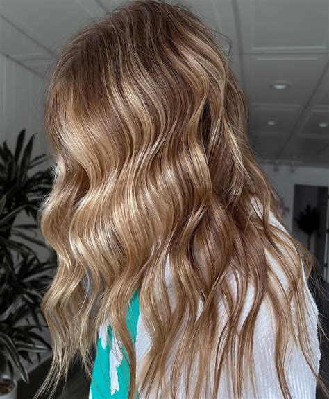 20+ Lived-in Blonde Hair Color Ideas