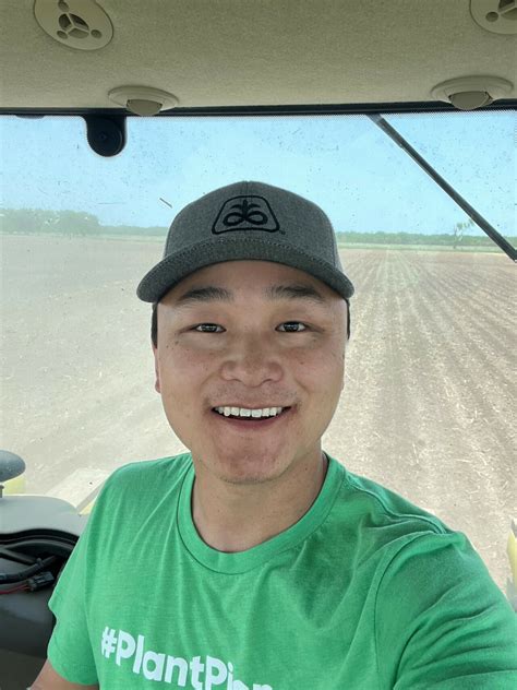 Cultivating change on social media - Dawson Public Power District