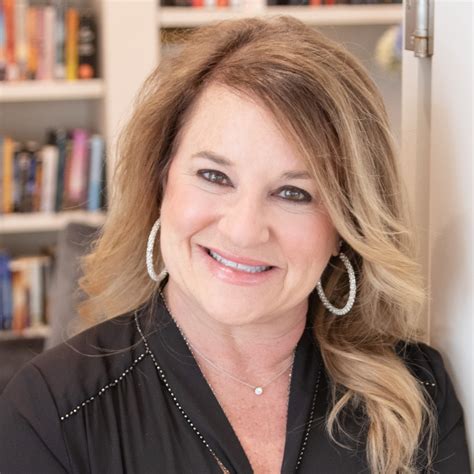 Robin Trammell, Duluth, GA Real Estate Associate - RE/MAX Center