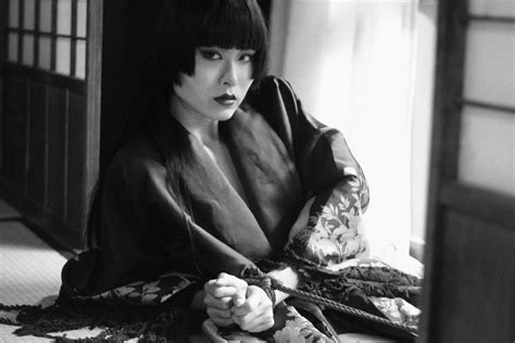 shibari by klara blanc – Parisienne in Tokyo