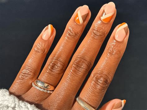 20 Thanksgiving Nail Ideas Festive For Fall and Beyond
