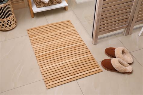 Are Bamboo Bath Mats Good? (Pros-Cons, Types & Tips to Use)