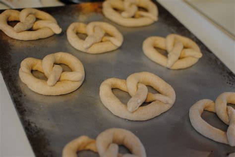 Homemade Pretzels in 30 Minutes | Baking Whole Grains