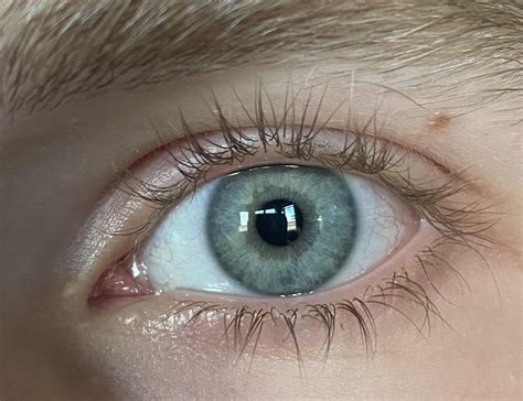 Any idea what color my eyes are? : r/eyes