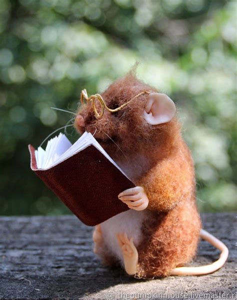 Reader Book Felted Mouse, Gift for Book Lovers, Mouse With Book, Gift ...
