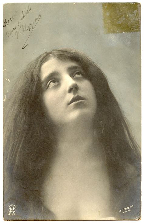 Artistic Female Nudes