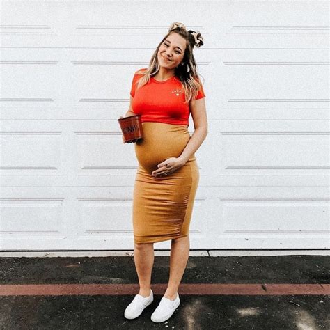 15 Maternity Halloween Costumes That Show Off Your Bump - Cleo Madison