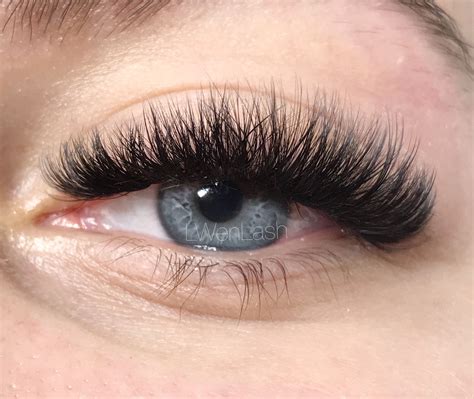 Mega-volume eyelash extensions, 11-15d .03 C curl applied in our studio ...