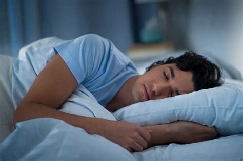 How To Sleep Earlier: 10 Tips For Some Shut-Eye