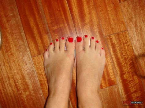 Olivia Munn - Pés famosos