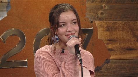 Watch Singer Bella Ann of Winslow, Maine, perform | newscentermaine.com