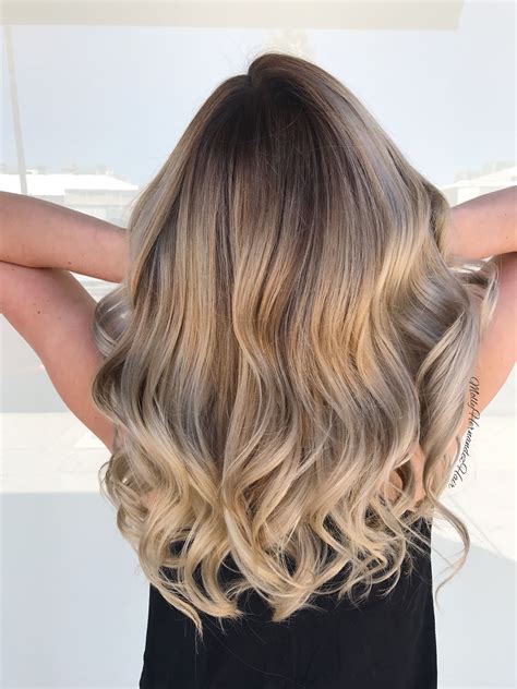Ash blonde balayage, shadow root blonde hair, lived in hair | Cool ...