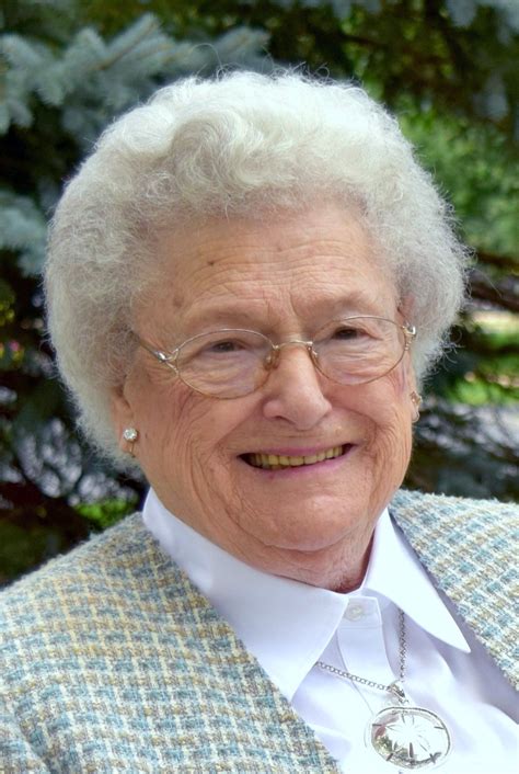 Suzanne Hinerdeer Obituary | Lancaster, PA | Charles F. Snyder Funeral Home