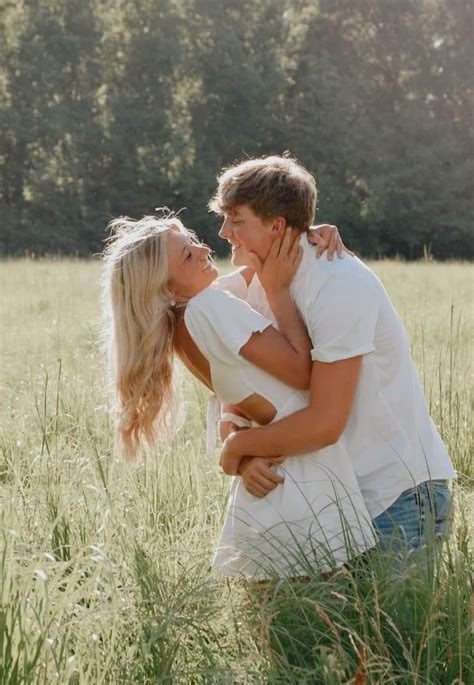 Pin by Addie Morton on couple pics | Couple picture poses, Cute couples ...