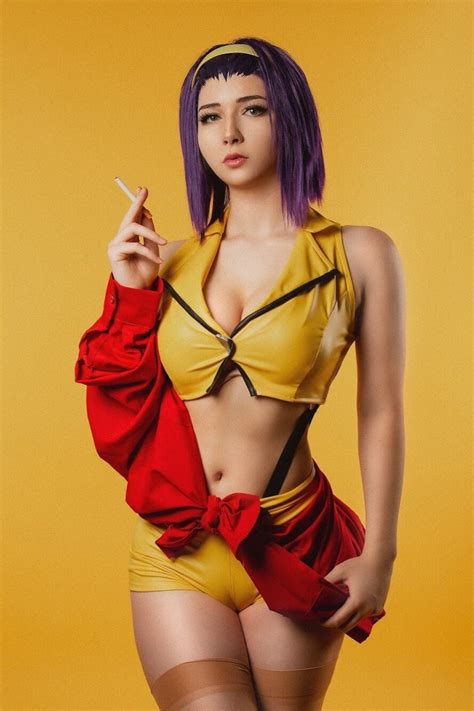 Akemi's Faye Valentine Cosplay Print - Etsy
