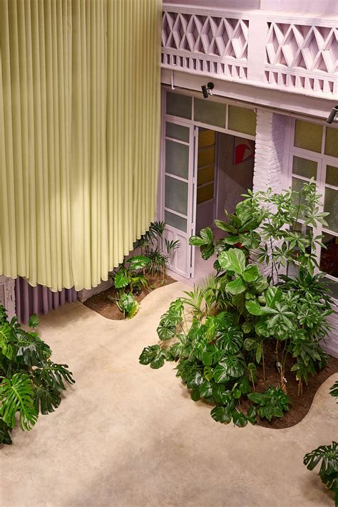 Photo 14 of 24 in A Traditional Spanish Farmhouse Gets a Bold Memphis ...