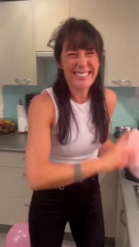 Trickster husband surprises wife with a sink full of dishes