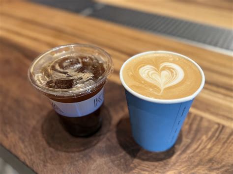 コナコーヒーパーベイヤーズで食べる絶品クイニーアマンとコーヒー