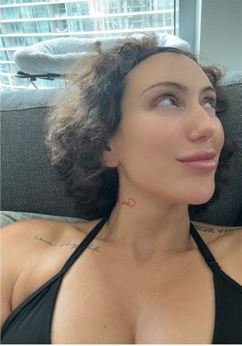 franncchii (@franncchii) - Urlebird