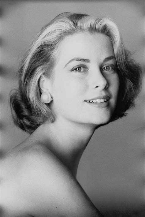 24 ideias de Rostos | princesa grace kelly, grace kelly, atrizes