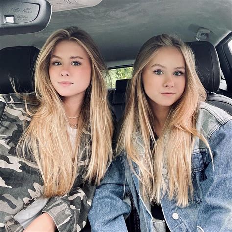 Blonde Twins, Famous Blondes, Blonde Hair Shades, Girls Together, Twin ...