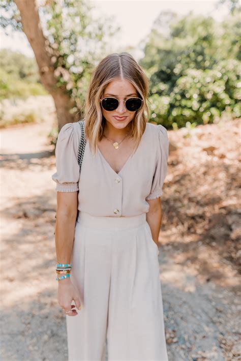 Neutral Colors Clothes | San Diego fashion | Navy Grace